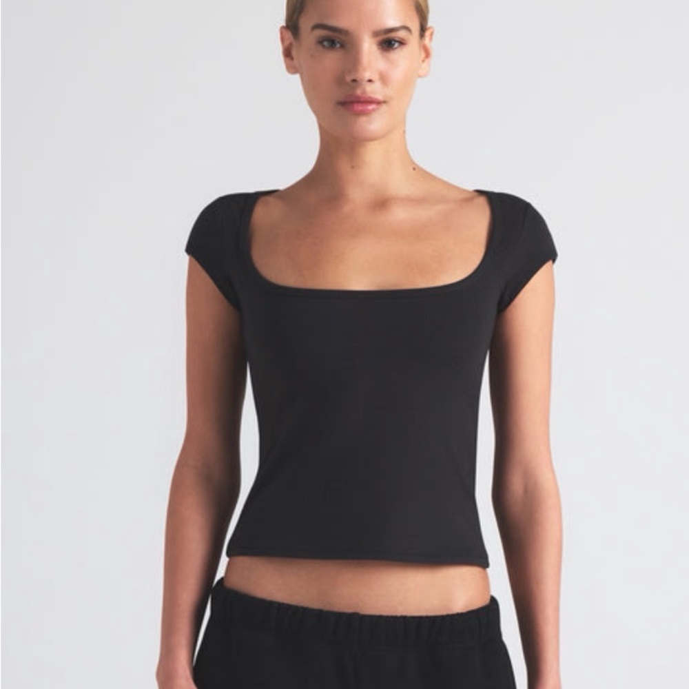 SKIMS Cotton Jersey Scoop Neck T-Shirt